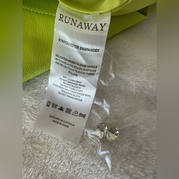 Runaway The Label Serafina Lime twisted Bust Embelished Mini Dress US Size 2 - Picture 12 of 12